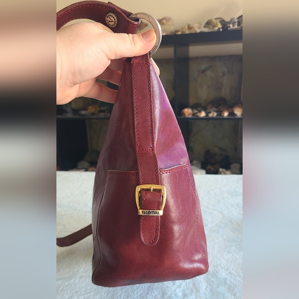 Valentina Red Leather Shoulder Bag - Picture 5 of 15